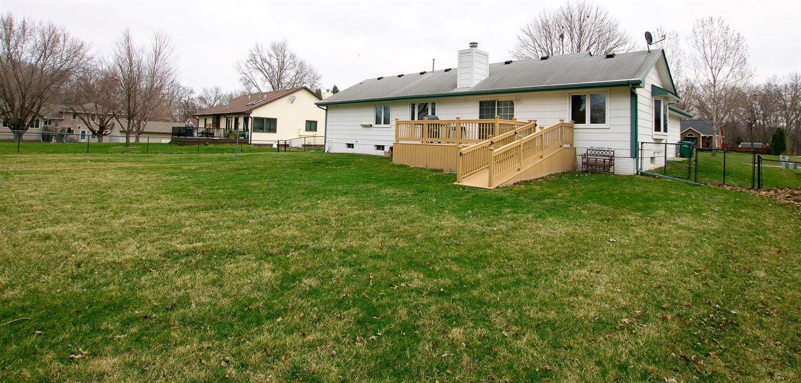5940 NE 6th Street, Des Moines, IA 50313