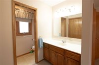5940 NE 6th Street, Des Moines, IA 50313