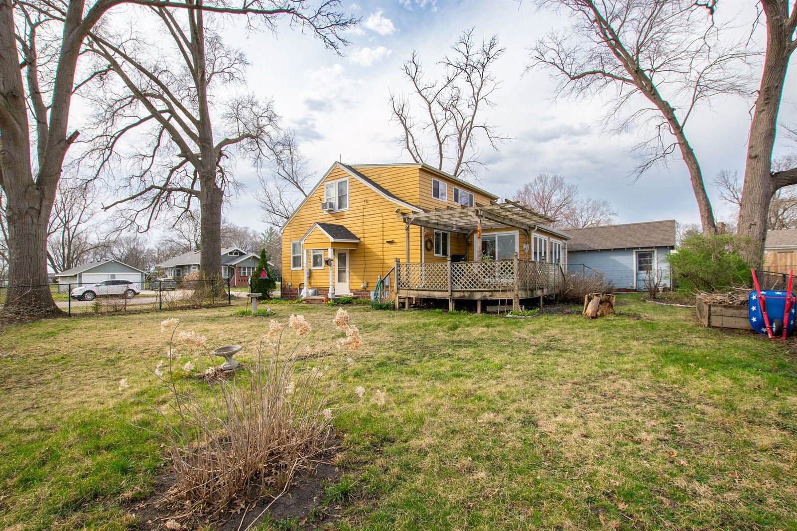 1204 North C Street, Indianola, IA 50125