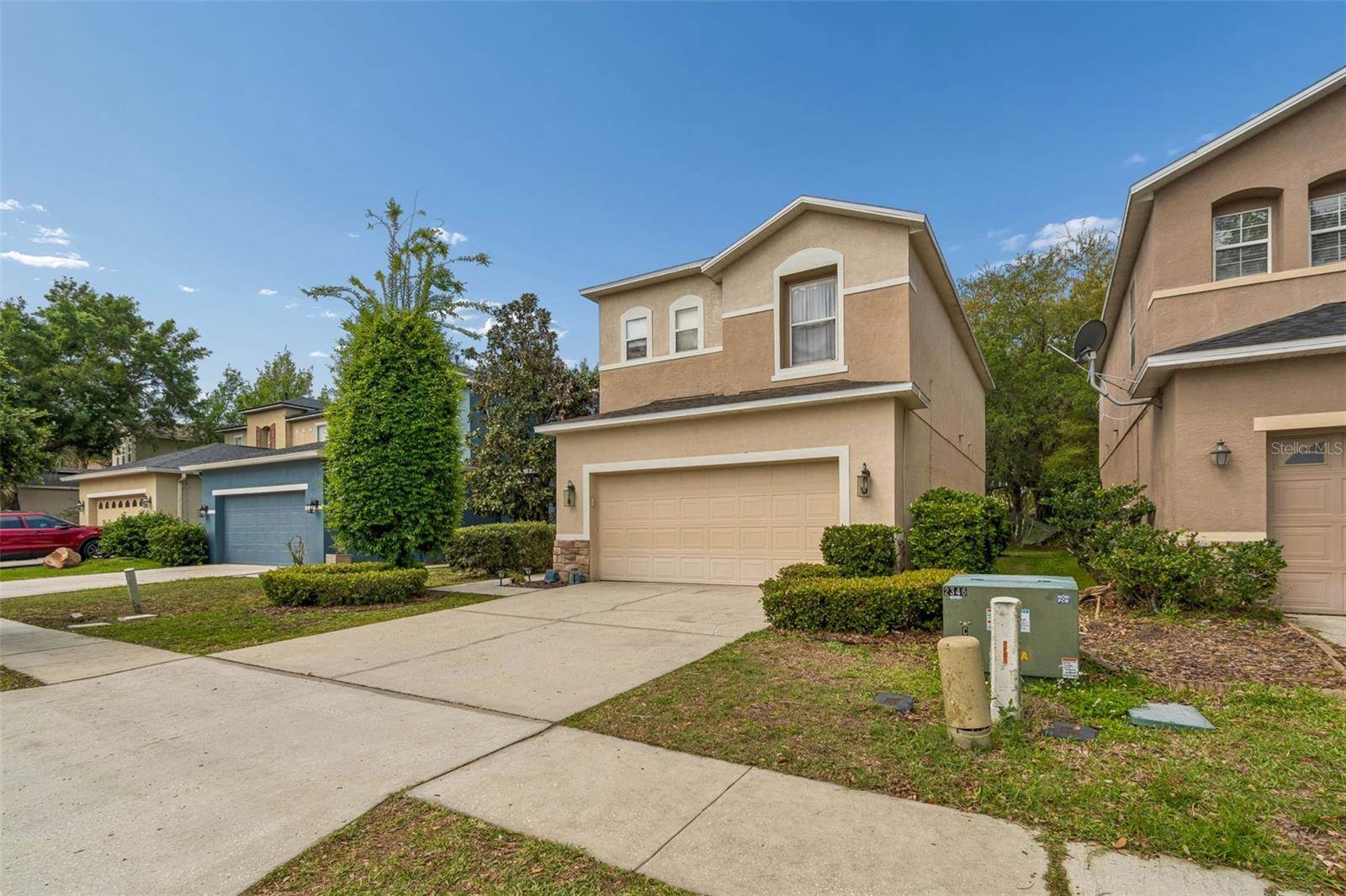 2401 Silvermoss Drive, Wesley Chapel, FL 33544