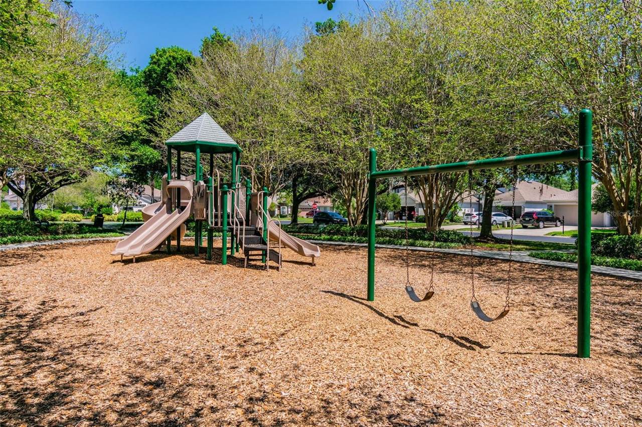 2401 Silvermoss Drive, Wesley Chapel, FL 33544