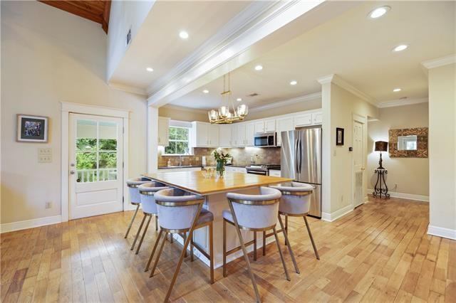 921 Carriage Way, Baton Rouge, LA 70808