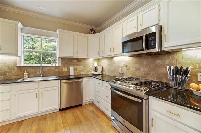 921 Carriage Way, Baton Rouge, LA 70808