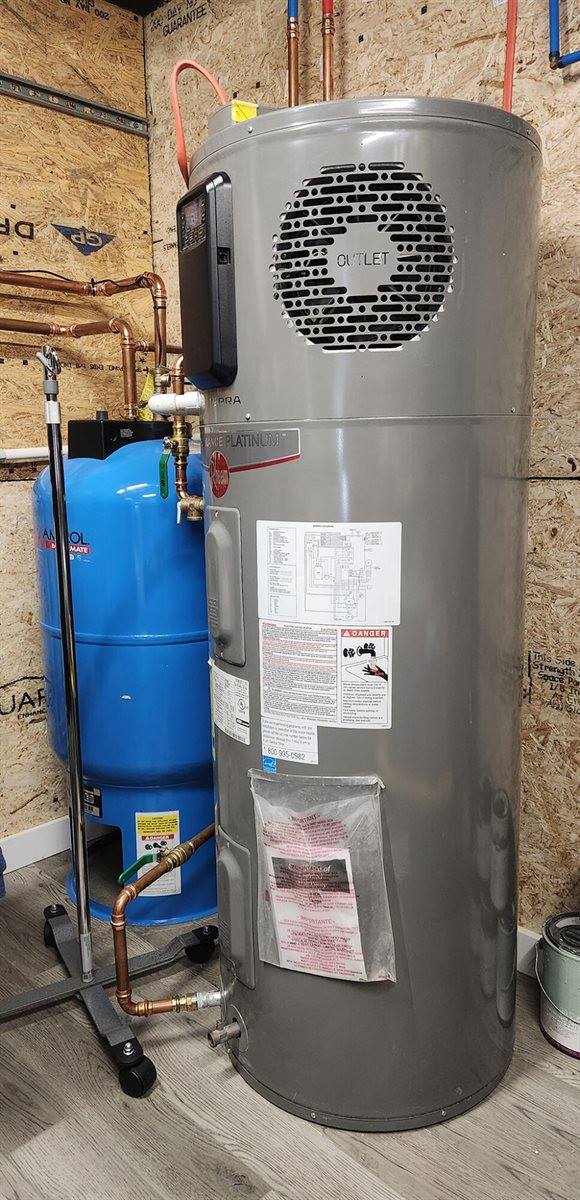 56 Wendy Acres Drive, Hermon, ME 04401