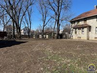 1115 SW Horne ST, Topeka, KS 66604