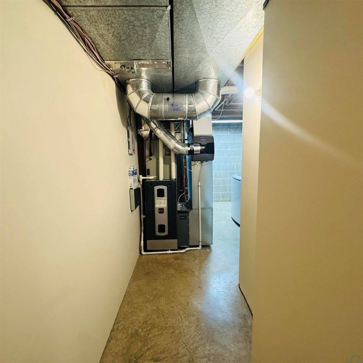 5001 Evergreen Lane, Sioux City, IA 51106