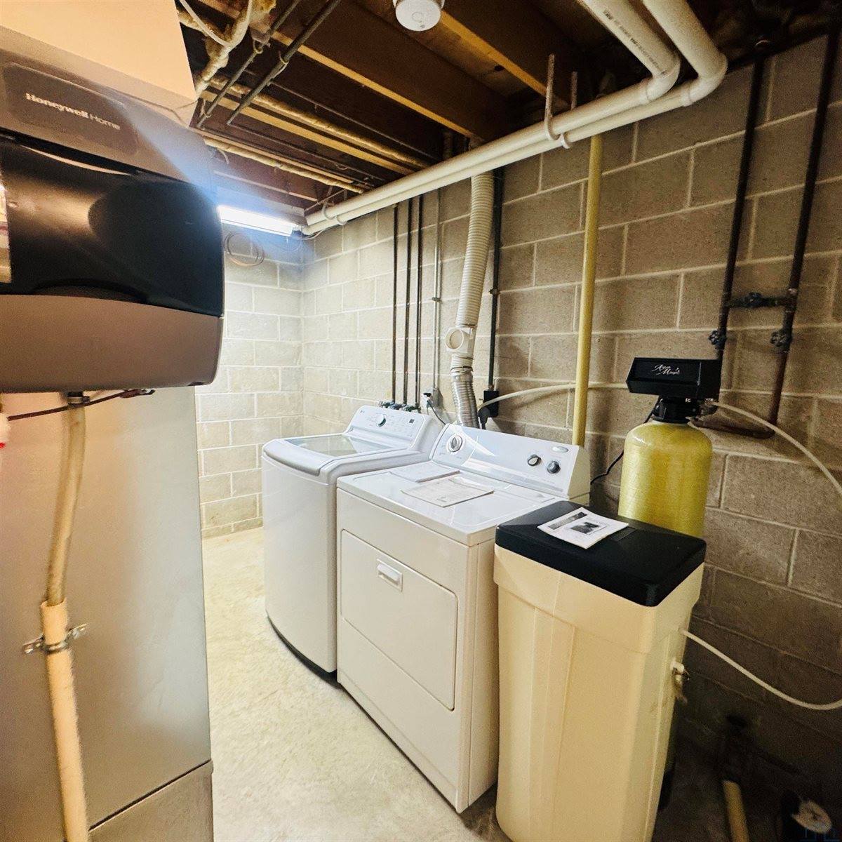 5001 Evergreen Lane, Sioux City, IA 51106