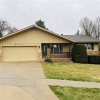 5001 Evergreen Lane, Sioux City, IA 51106