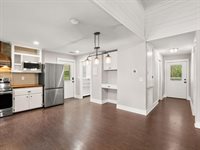 405 Dove Ln, Leesville, LA 71446