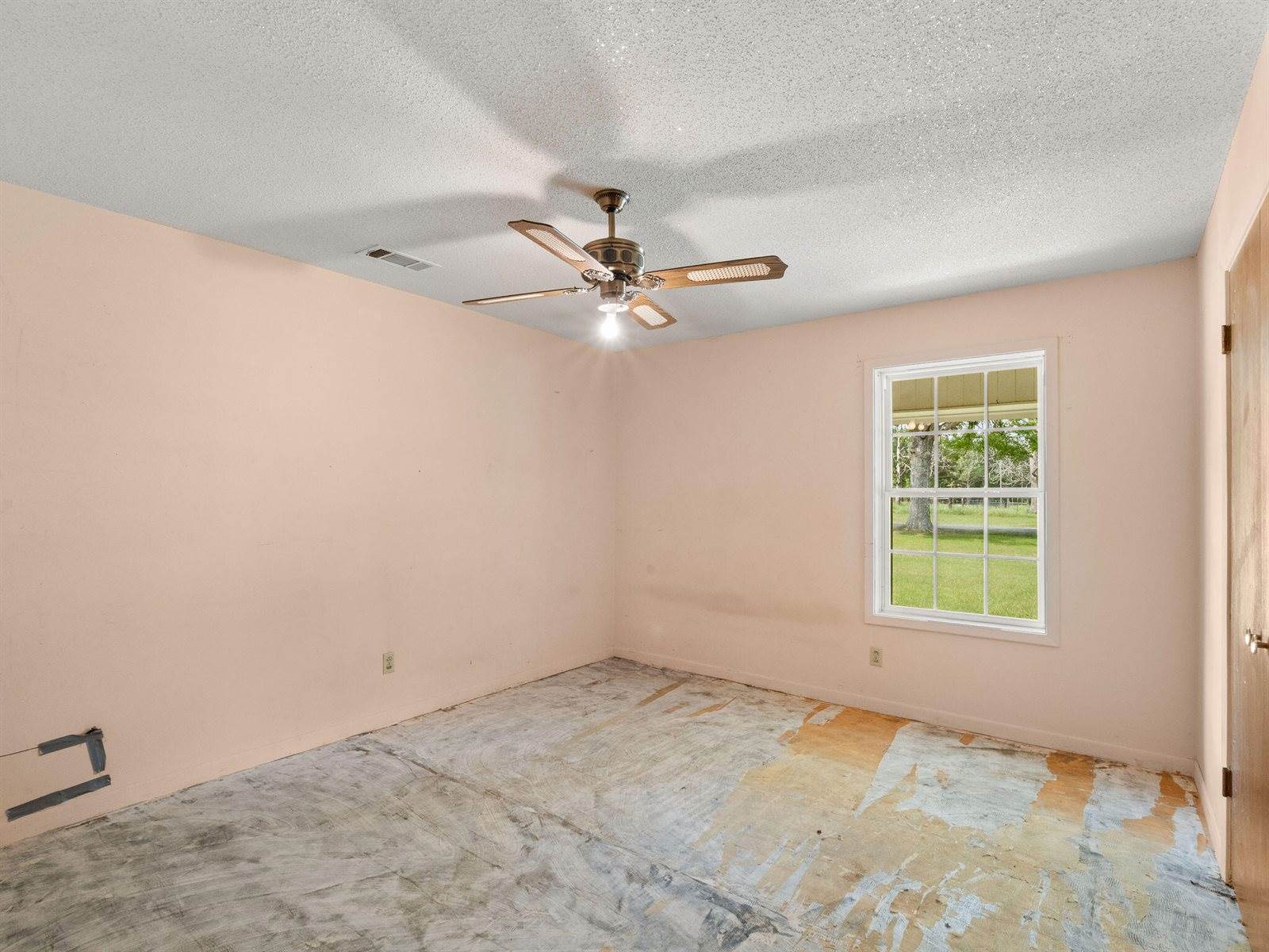 1960 Granberry Rd, DeRidder, LA 70634
