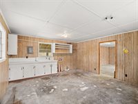 1960 Granberry Rd, DeRidder, LA 70634