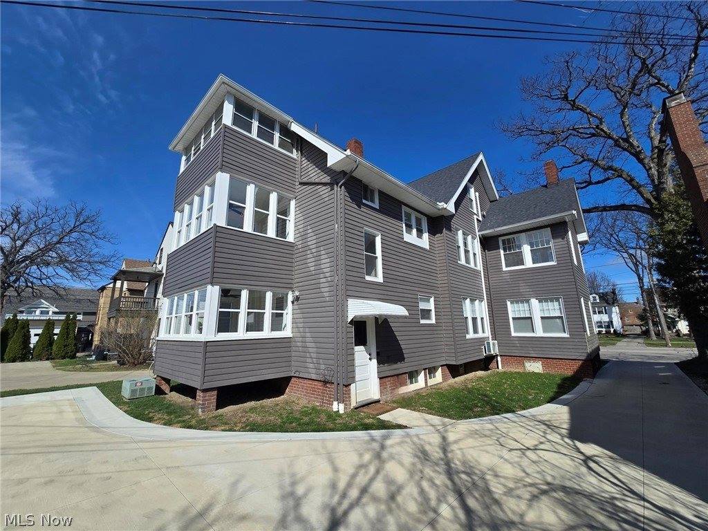 13839 Clifton Boulevard, #2, Lakewood, OH 44107