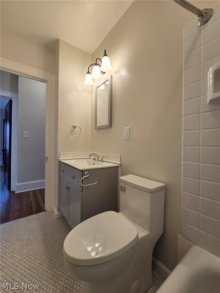 13839 Clifton Boulevard, #2, Lakewood, OH 44107