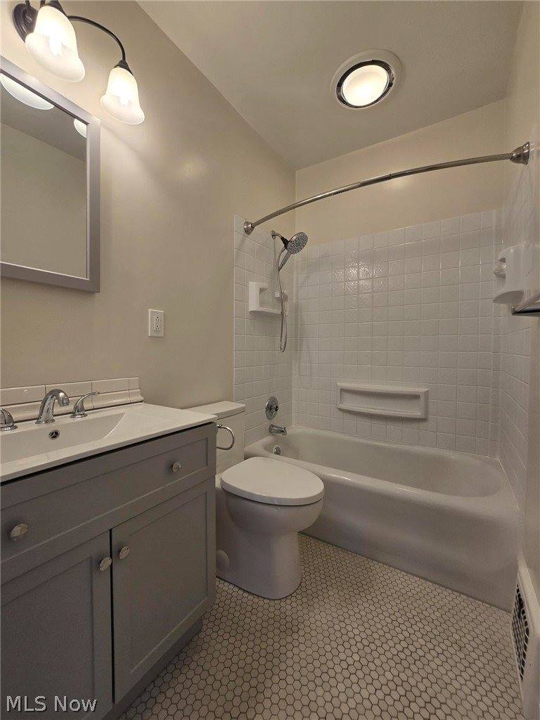 13839 Clifton Boulevard, #2, Lakewood, OH 44107