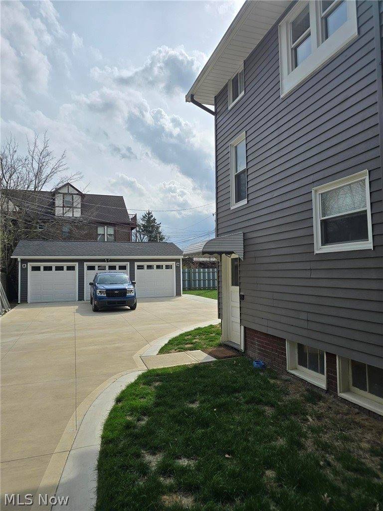 13839 Clifton Boulevard, #2, Lakewood, OH 44107