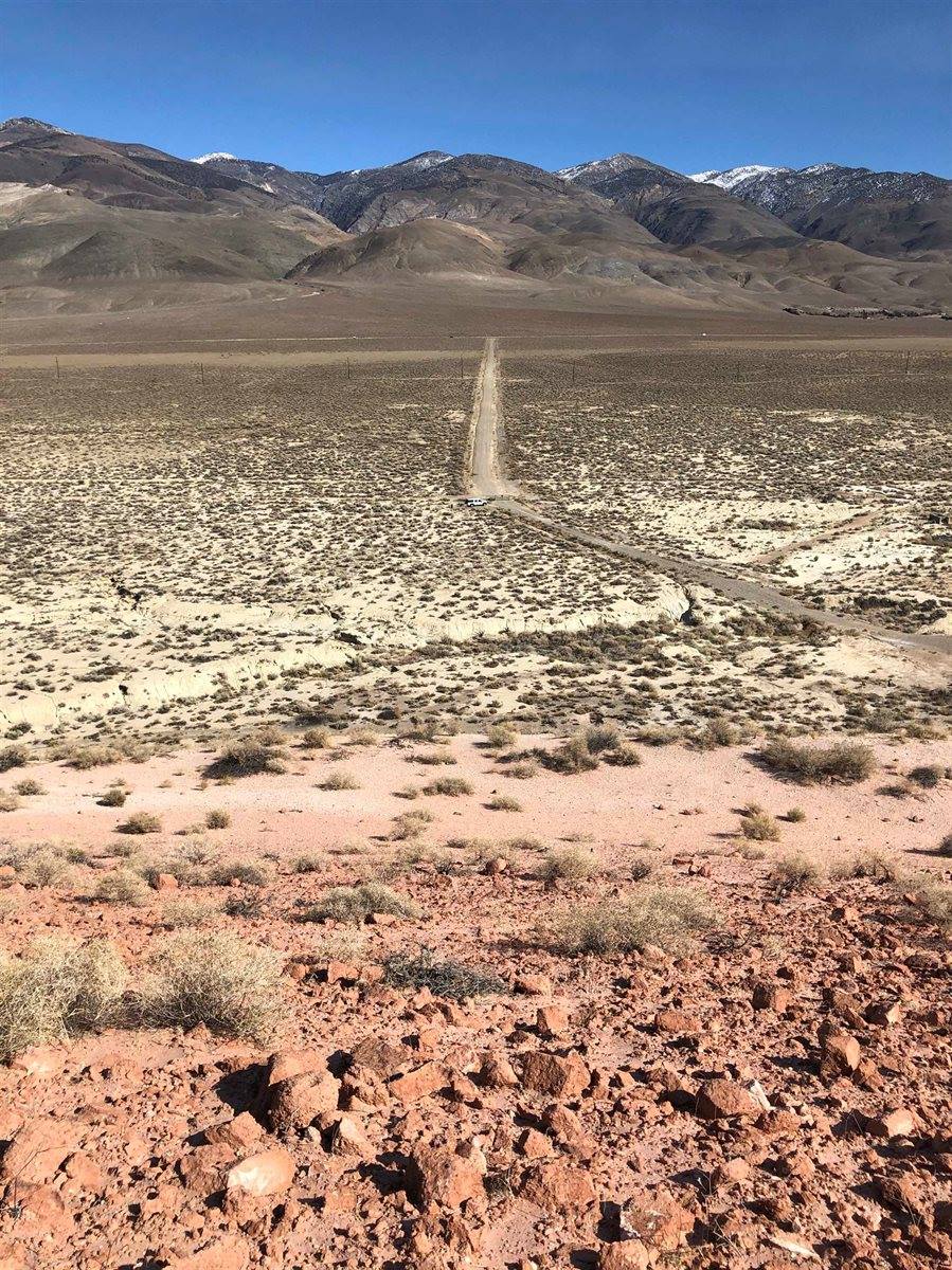 000 Pumice Mill Road, Chalfant, CA 93514