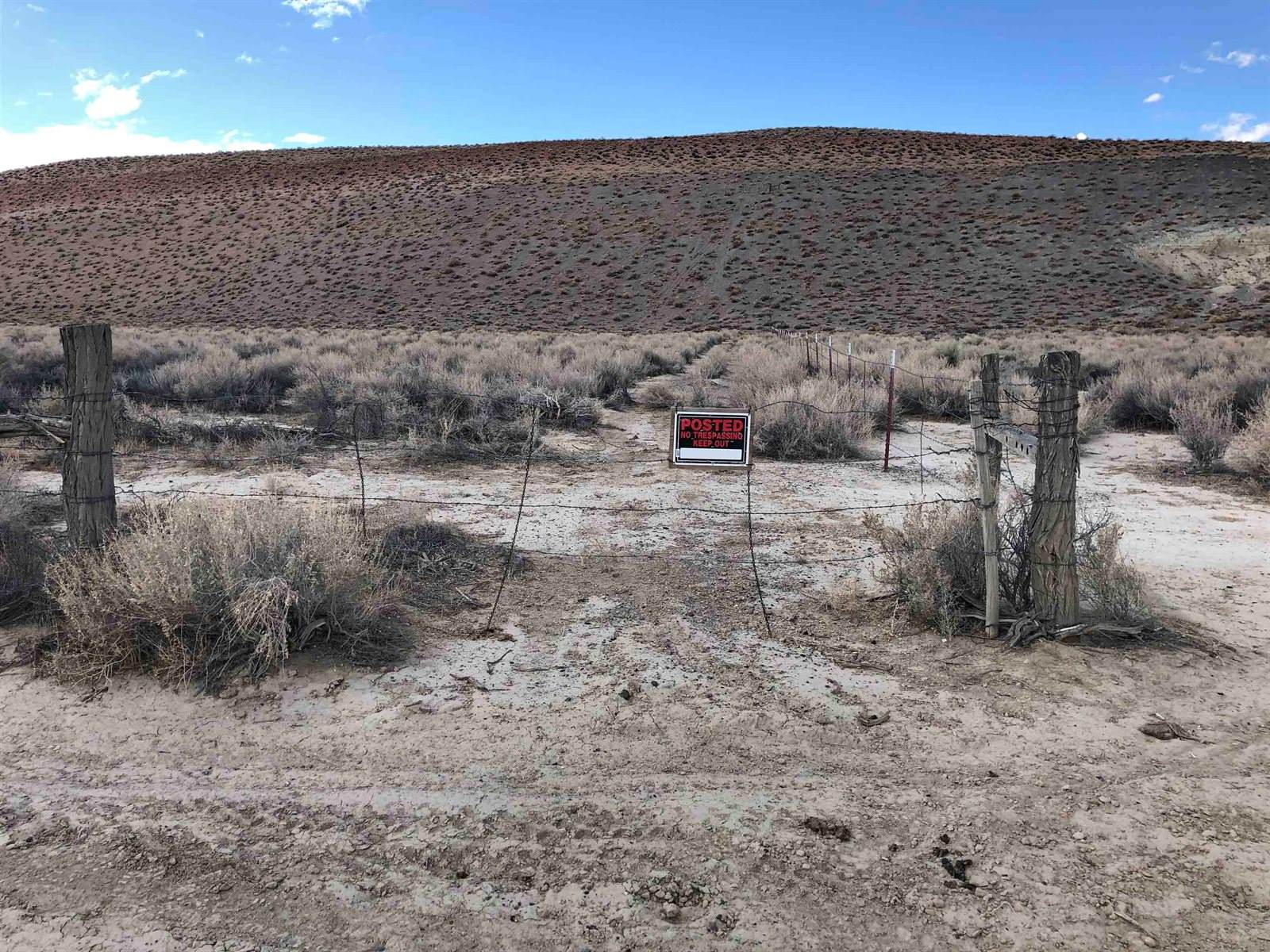 000 Pumice Mill Road, Chalfant, CA 93514