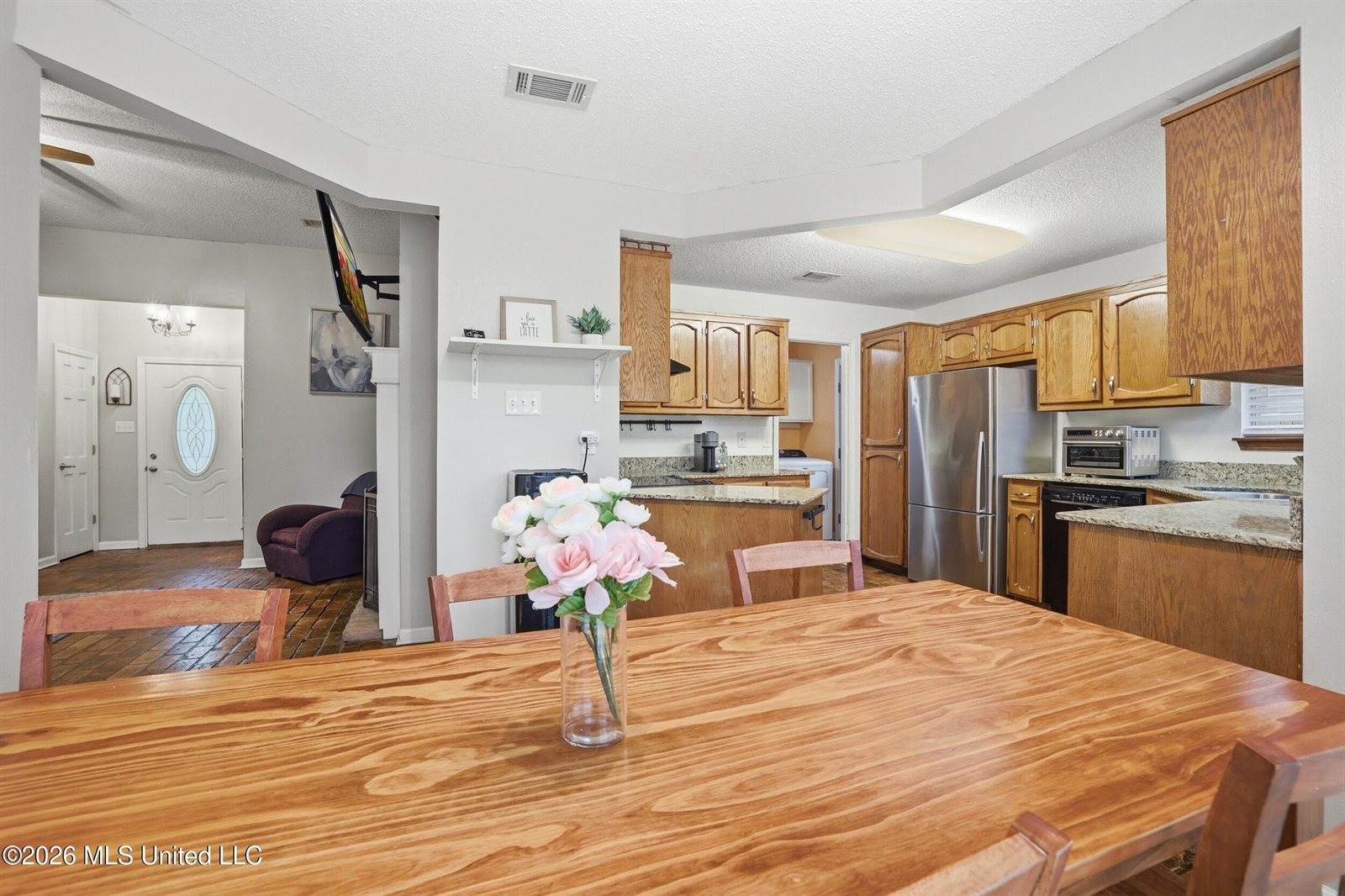 1909 Hemlock Drive, Gautier, MS 39553