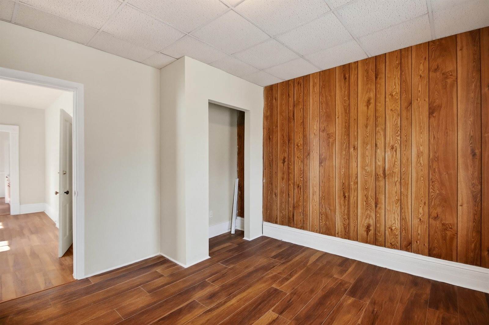 3529 North 11th St, Milwaukee, WI 53206
