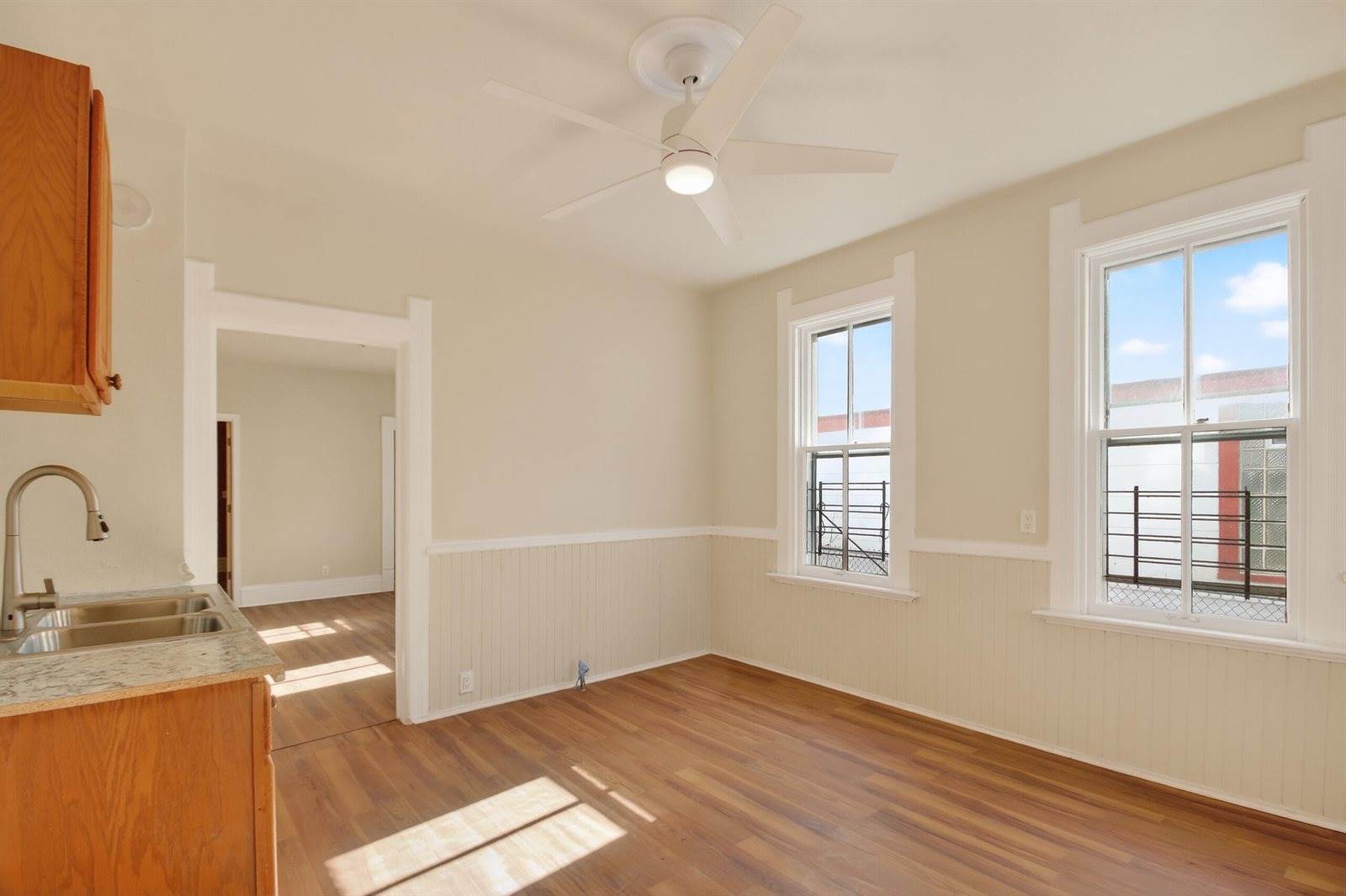 3529 North 11th St, Milwaukee, WI 53206