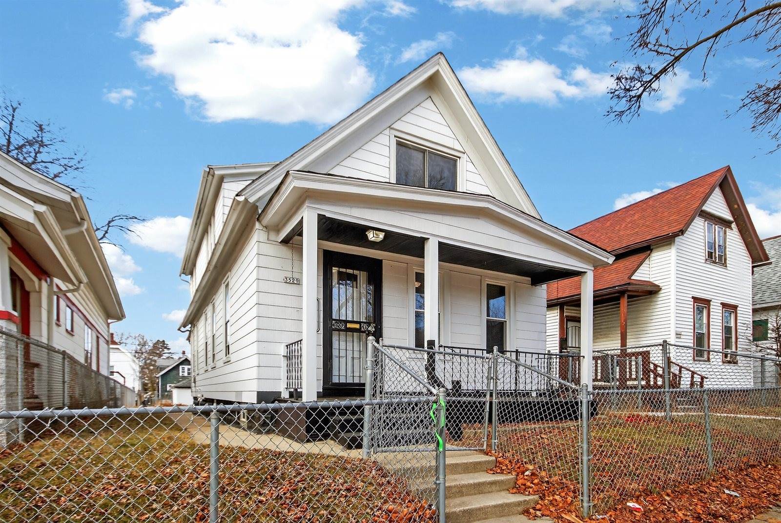 3529 North 11th St, Milwaukee, WI 53206