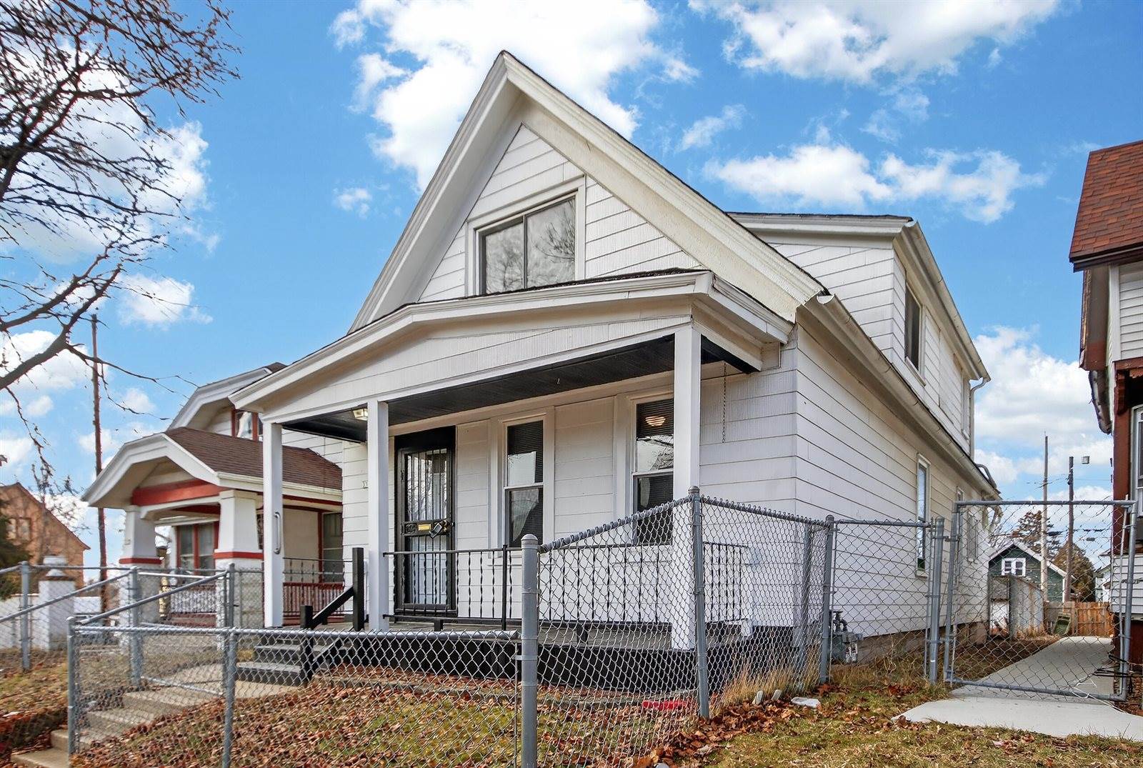 3529 North 11th St, Milwaukee, WI 53206