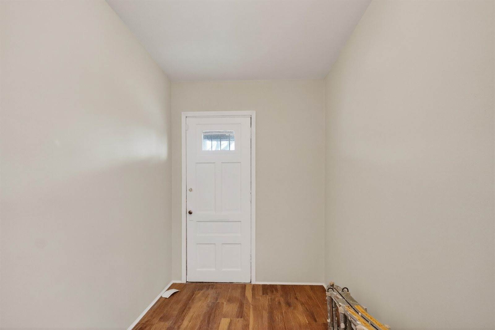 3529 North 11th St, Milwaukee, WI 53206