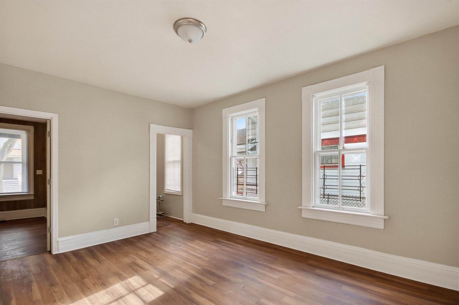 3529 North 11th St, Milwaukee, WI 53206