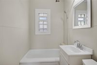 3529 North 11th St, Milwaukee, WI 53206