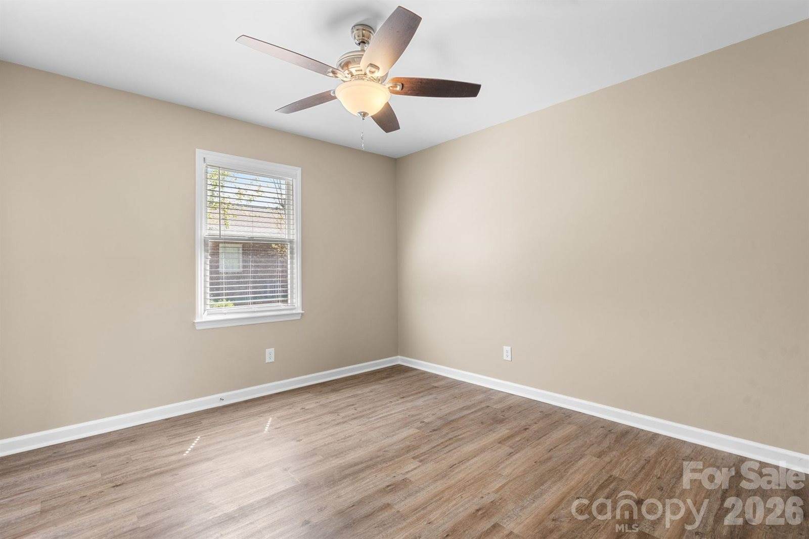 525 12th Street SW, #30, Hickory, NC 28602