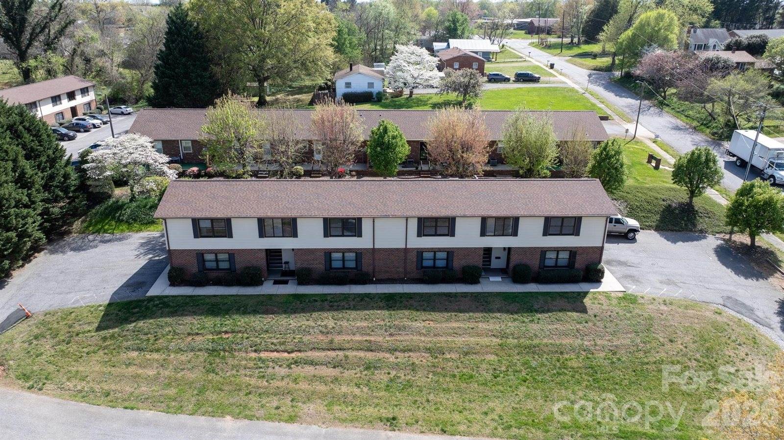 525 12th Street SW, #30, Hickory, NC 28602