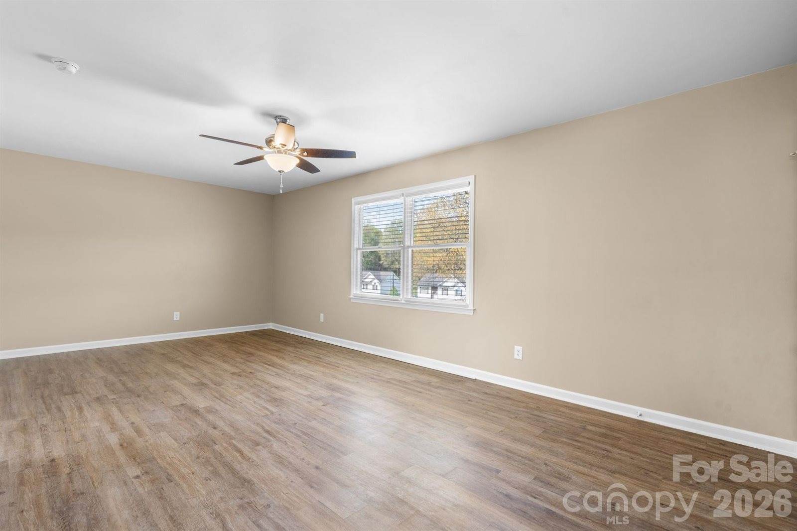 525 12th Street SW, #30, Hickory, NC 28602