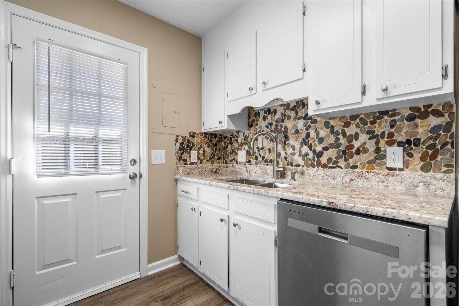 525 12th Street SW, #30, Hickory, NC 28602