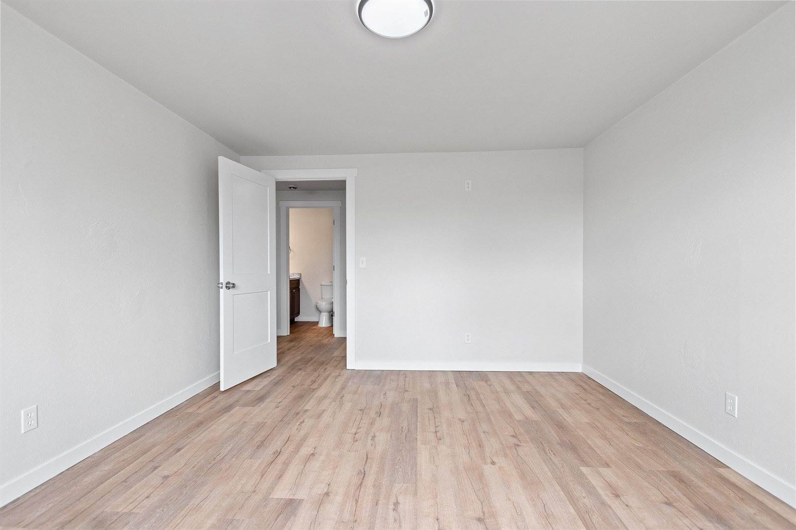 2130 Elmview Drive, Ashwaubenon, WI 54304