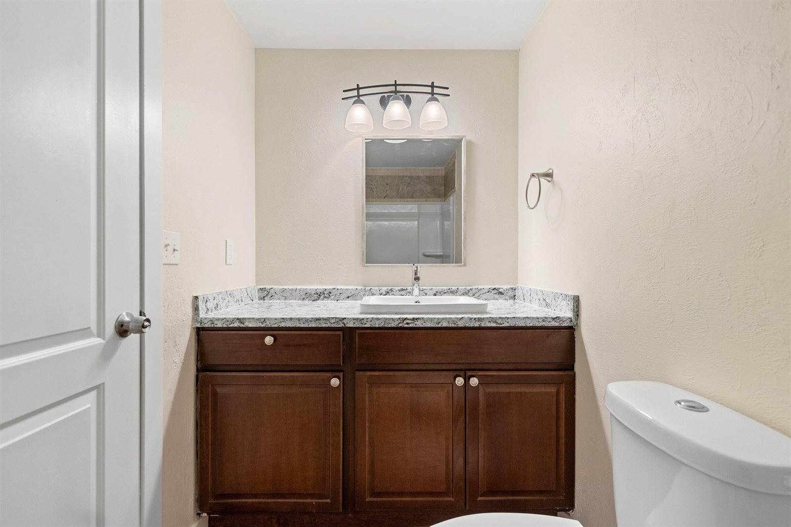 2130 Elmview Drive, Ashwaubenon, WI 54304