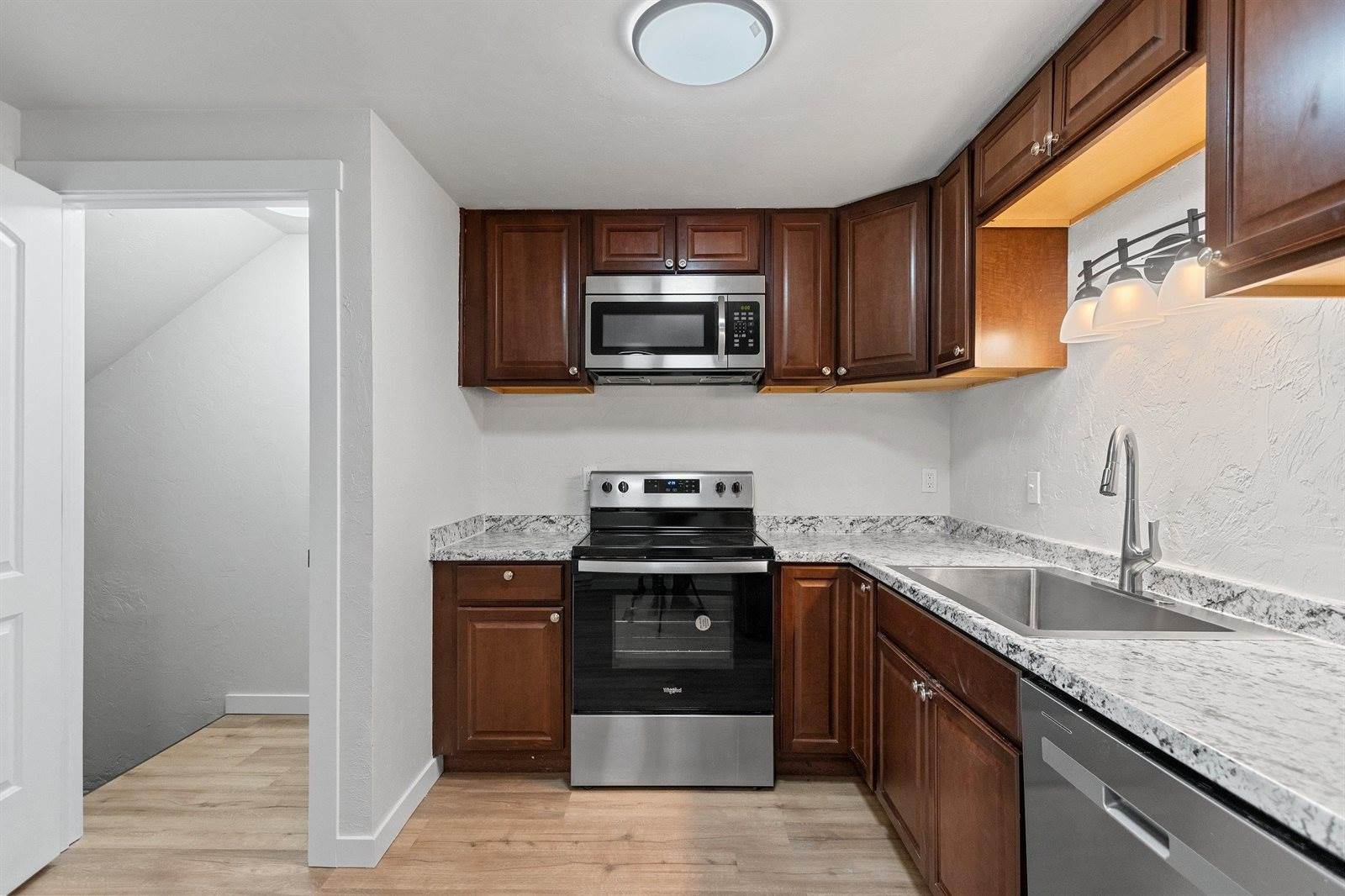 2130 Elmview Drive, Ashwaubenon, WI 54304