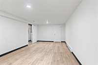 2130 Elmview Drive, Ashwaubenon, WI 54304