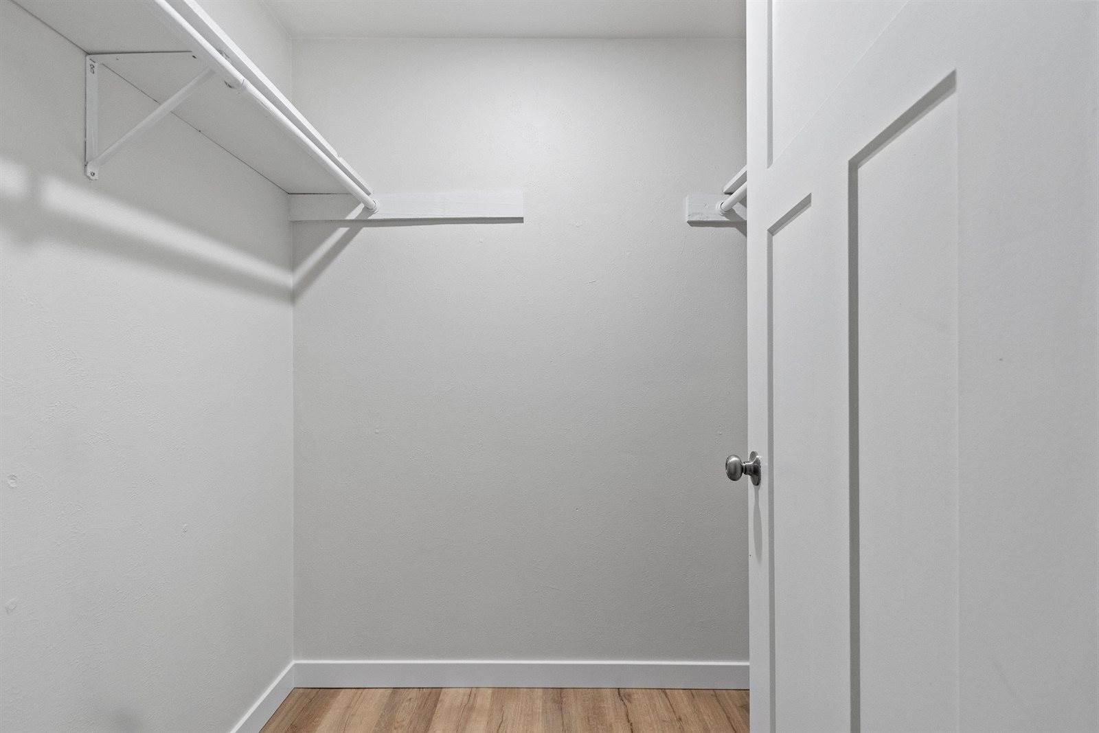 2130 Elmview Drive, Ashwaubenon, WI 54304