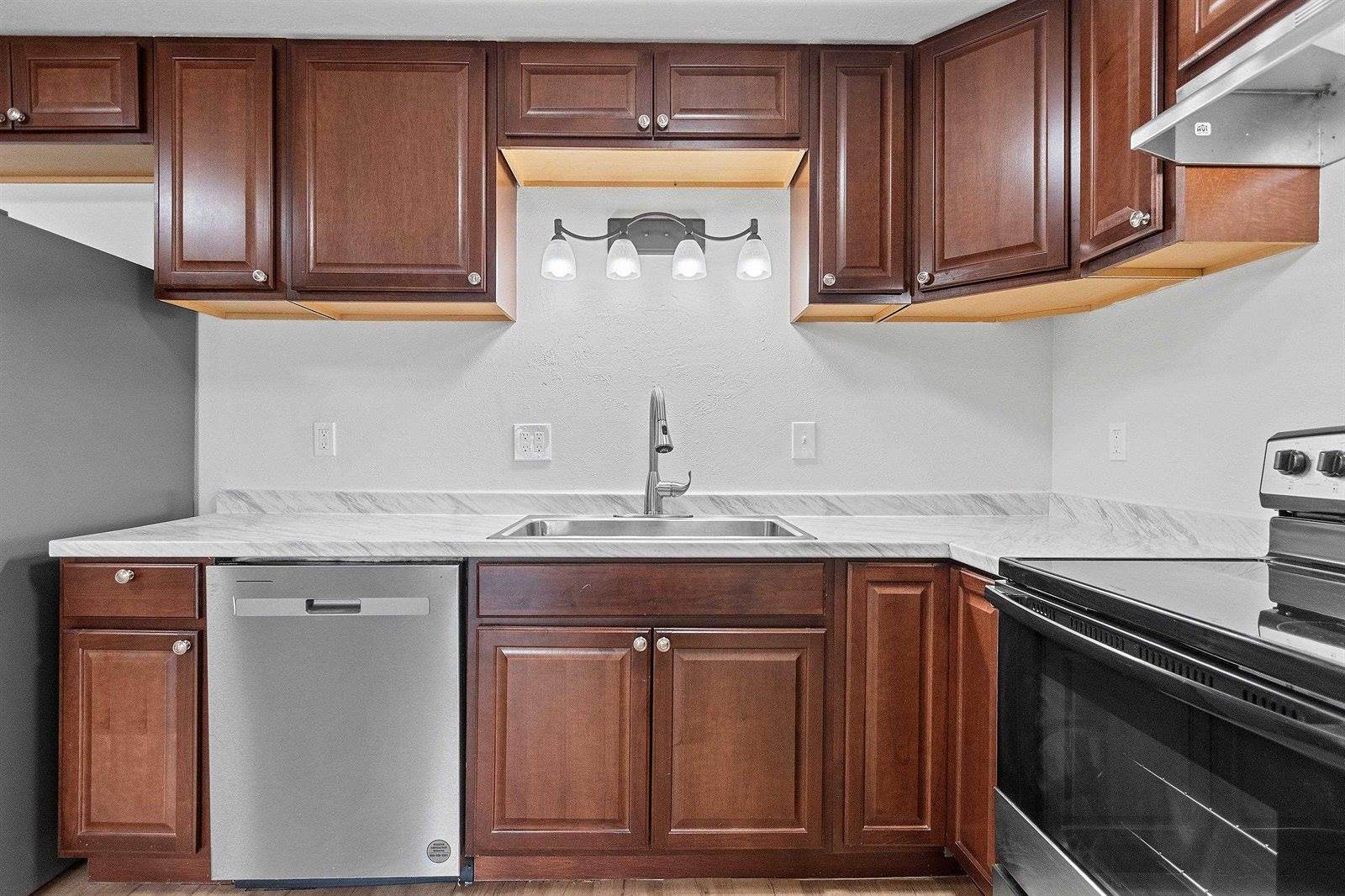 2130 Elmview Drive, Ashwaubenon, WI 54304