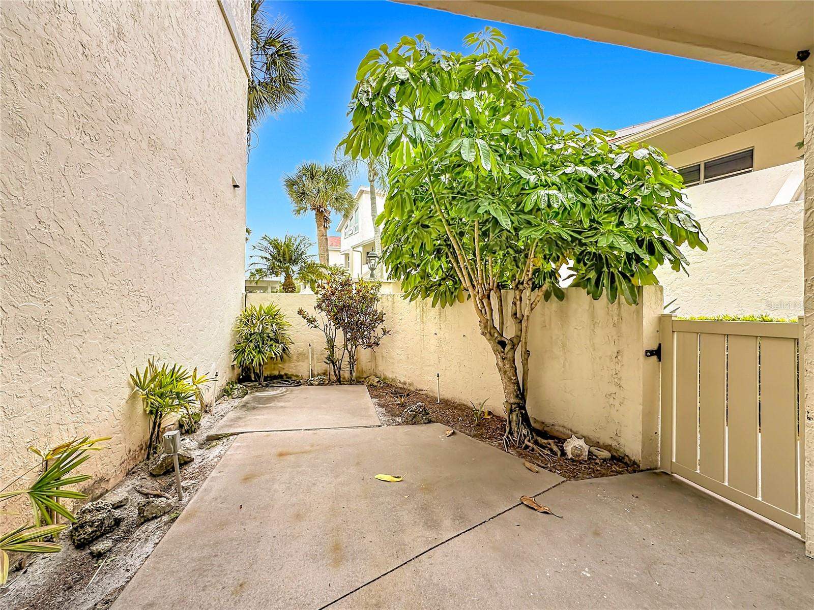 760 Village Circle, #109, Venice, FL 34292