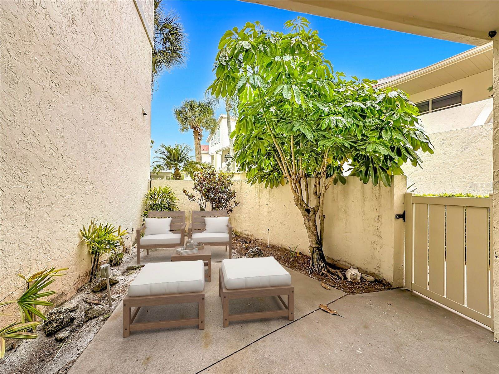 760 Village Circle, #109, Venice, FL 34292