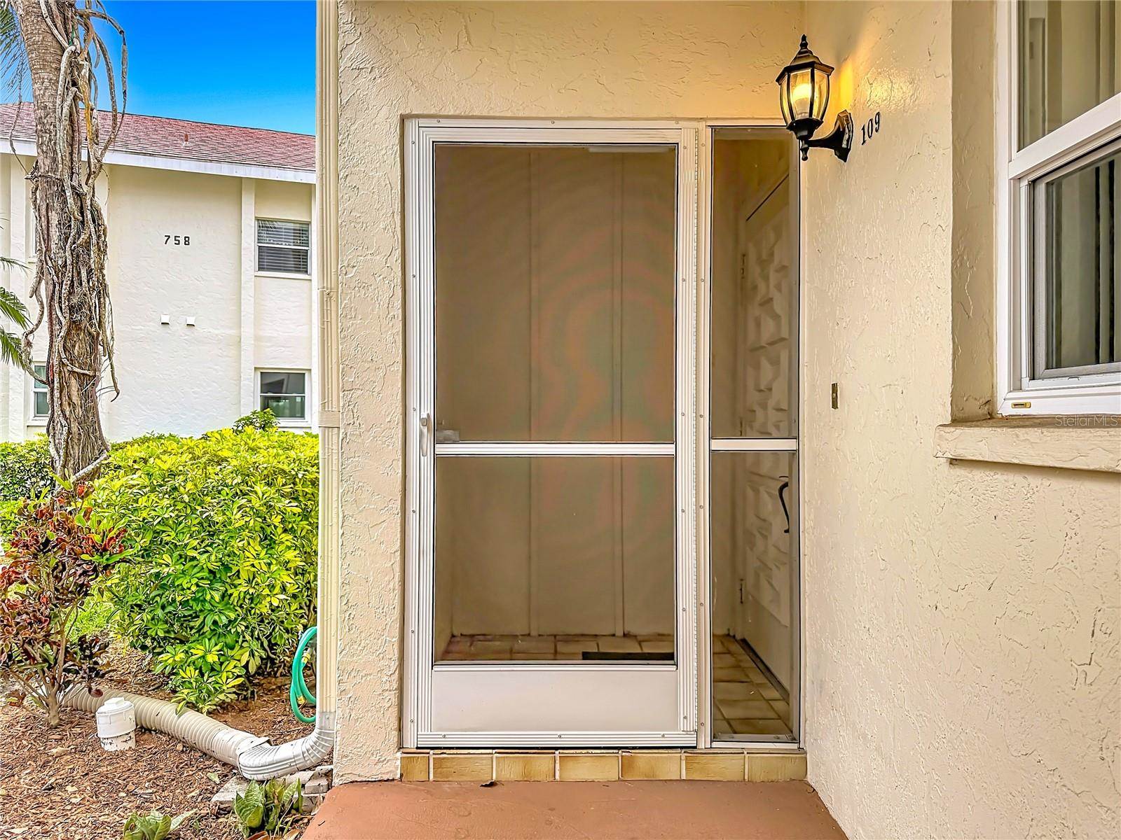 760 Village Circle, #109, Venice, FL 34292