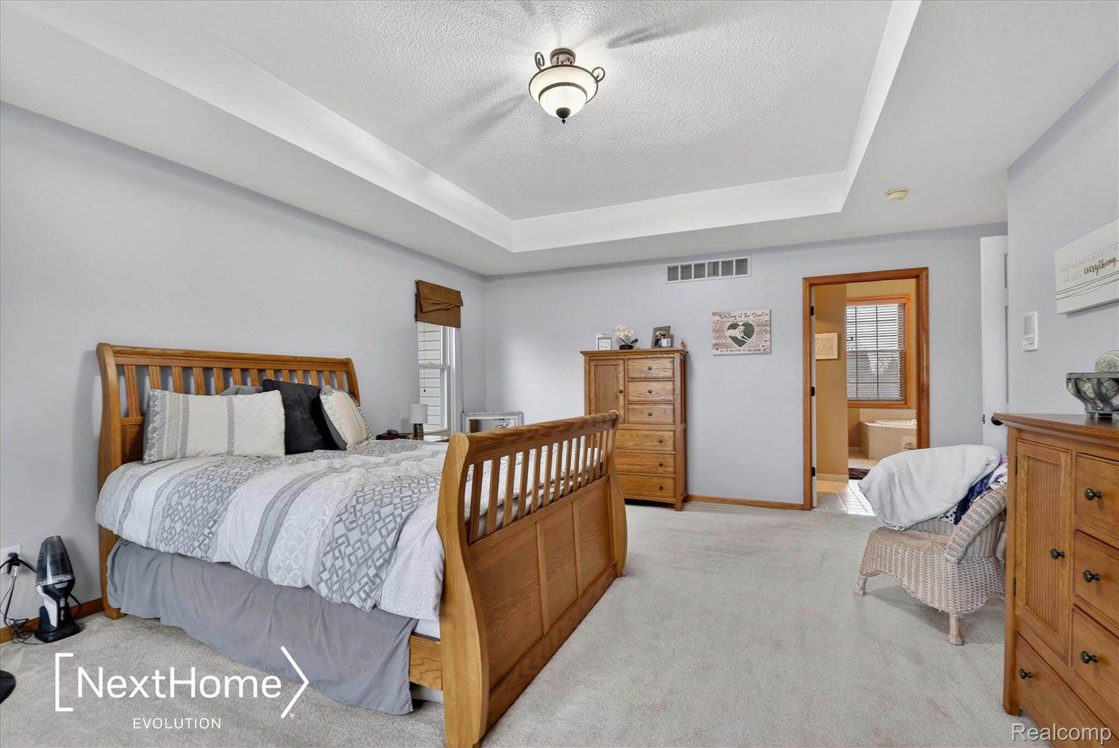 27078 Brookview Court, BrownstownCharterTownship_Wayne, MI 48134