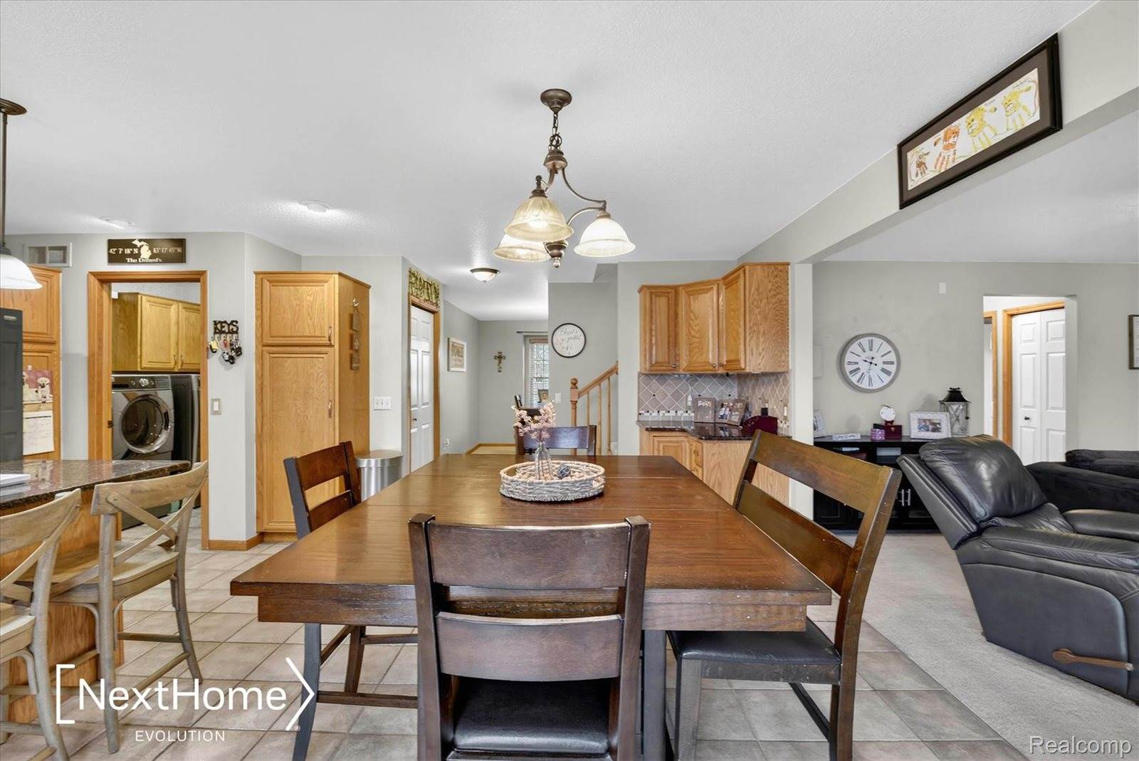 27078 Brookview Court, BrownstownCharterTownship_Wayne, MI 48134