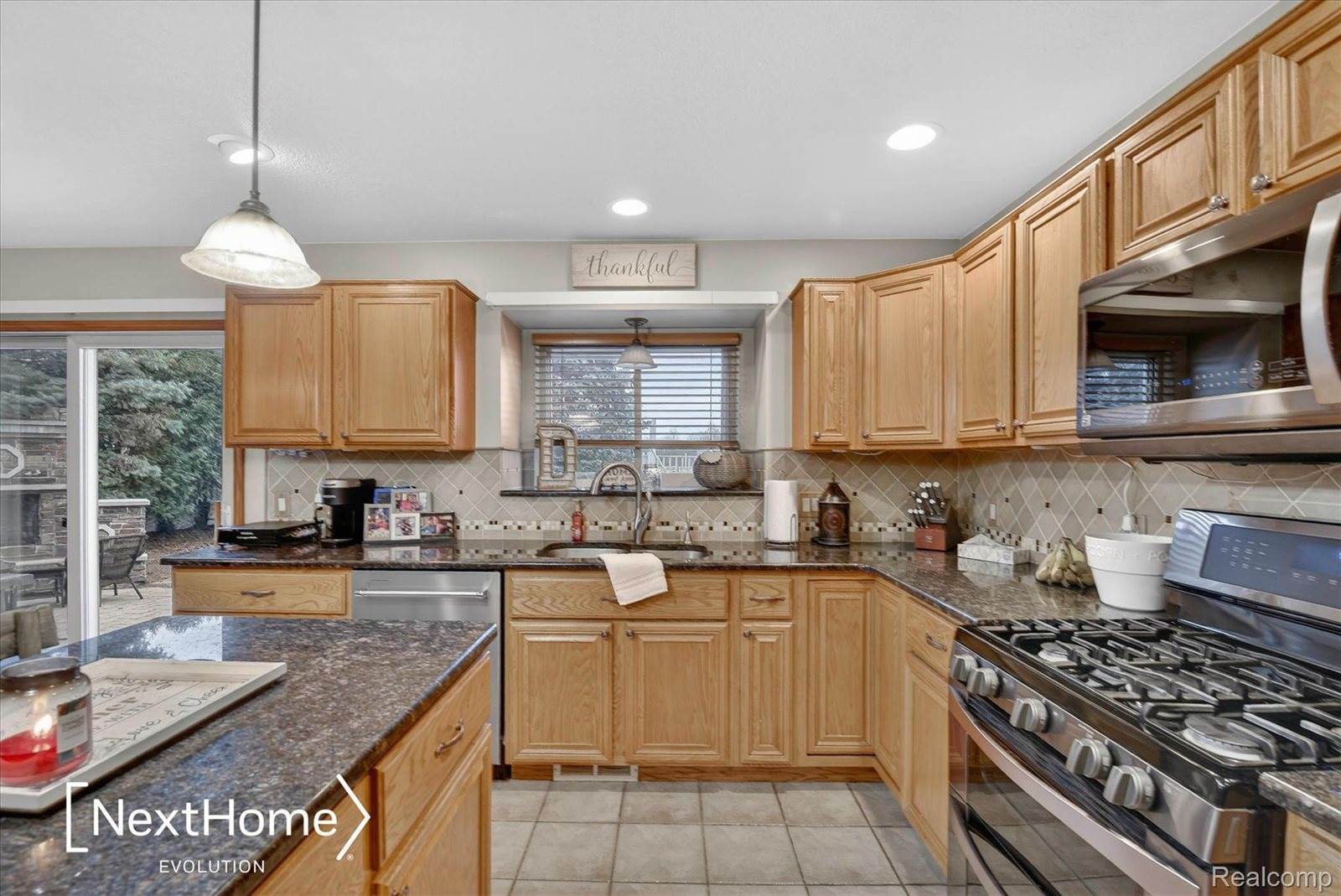 27078 Brookview Court, BrownstownCharterTownship_Wayne, MI 48134