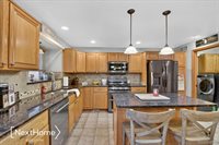 27078 Brookview Court, BrownstownCharterTownship_Wayne, MI 48134