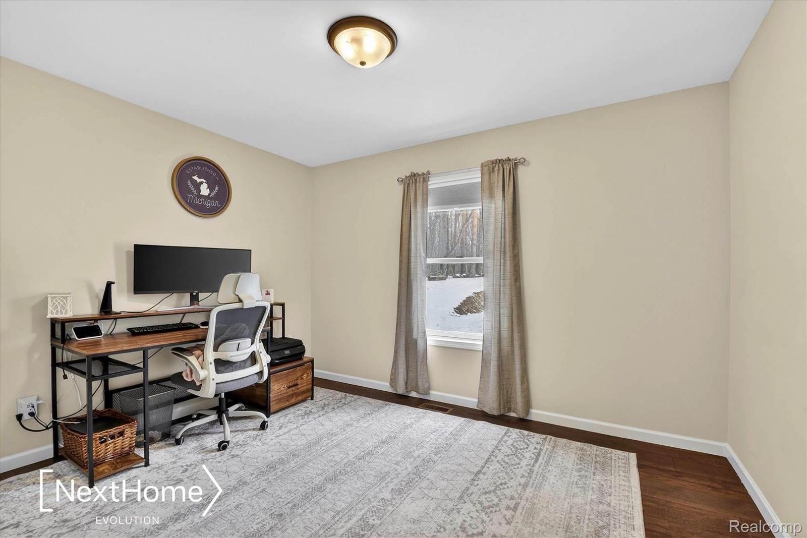 715 Glen Oak Drive, ManchesterVillage_Washtenaw, MI 48158