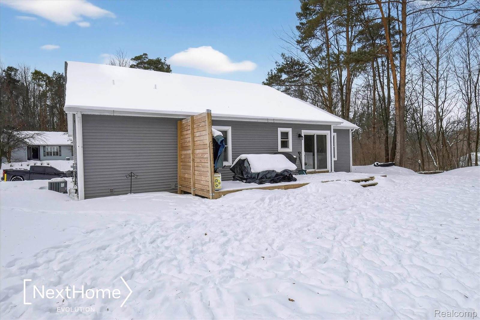 715 Glen Oak Drive, ManchesterVillage_Washtenaw, MI 48158