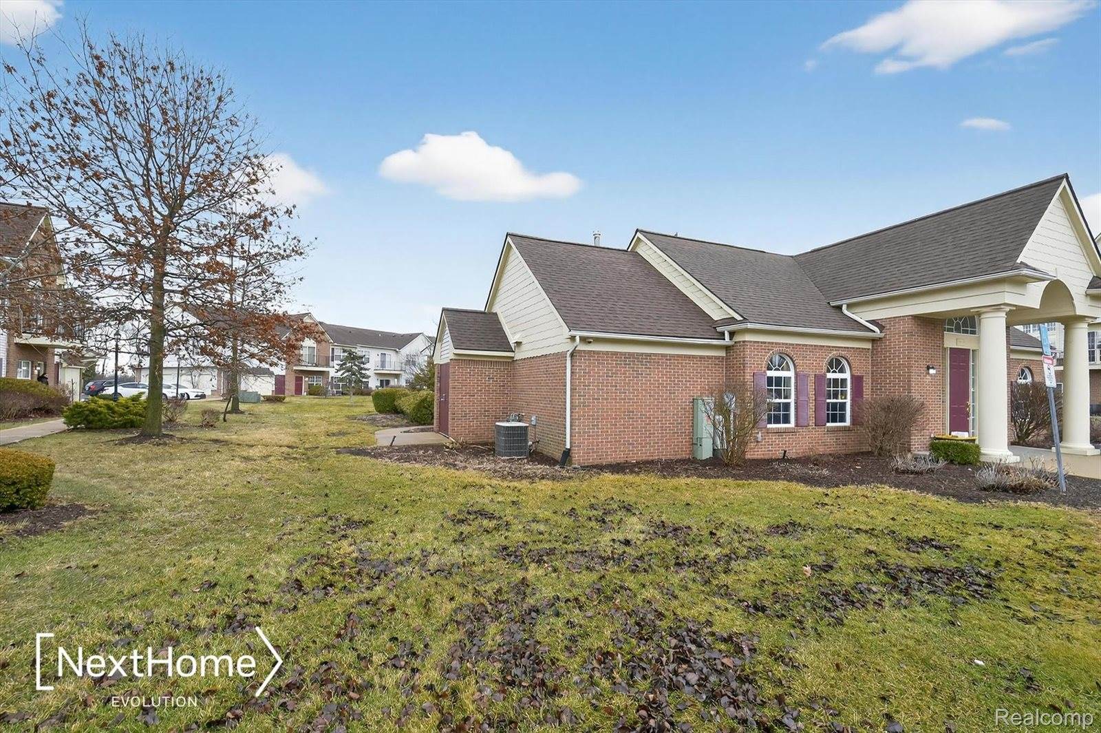 9627 Lakeside Drive, YpsilantiCharterTownship_Washtenaw, MI 48197