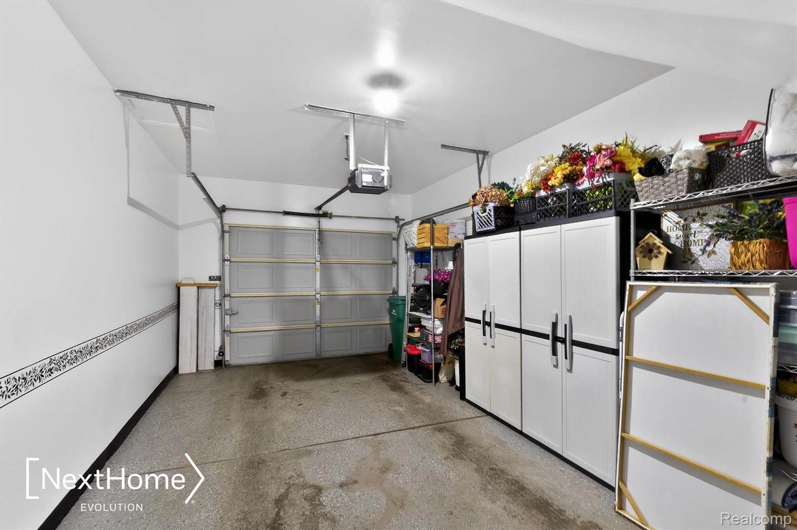 9627 Lakeside Drive, YpsilantiCharterTownship_Washtenaw, MI 48197